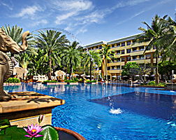 Holiday Inn Phuket Pool