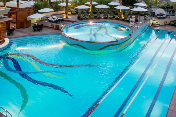 Jumeirah Creekside hotel pool