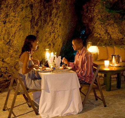 The-caves-dining-2