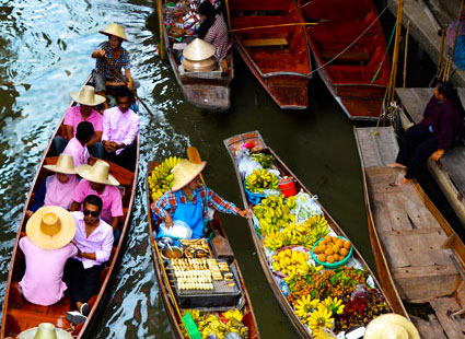 Floating-markets-Thailand