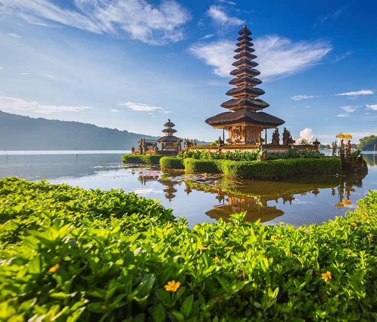 Pura Beratan Temple, Bali, Indonesia