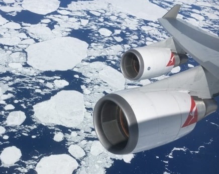 Qantas making money with Antarctica flight