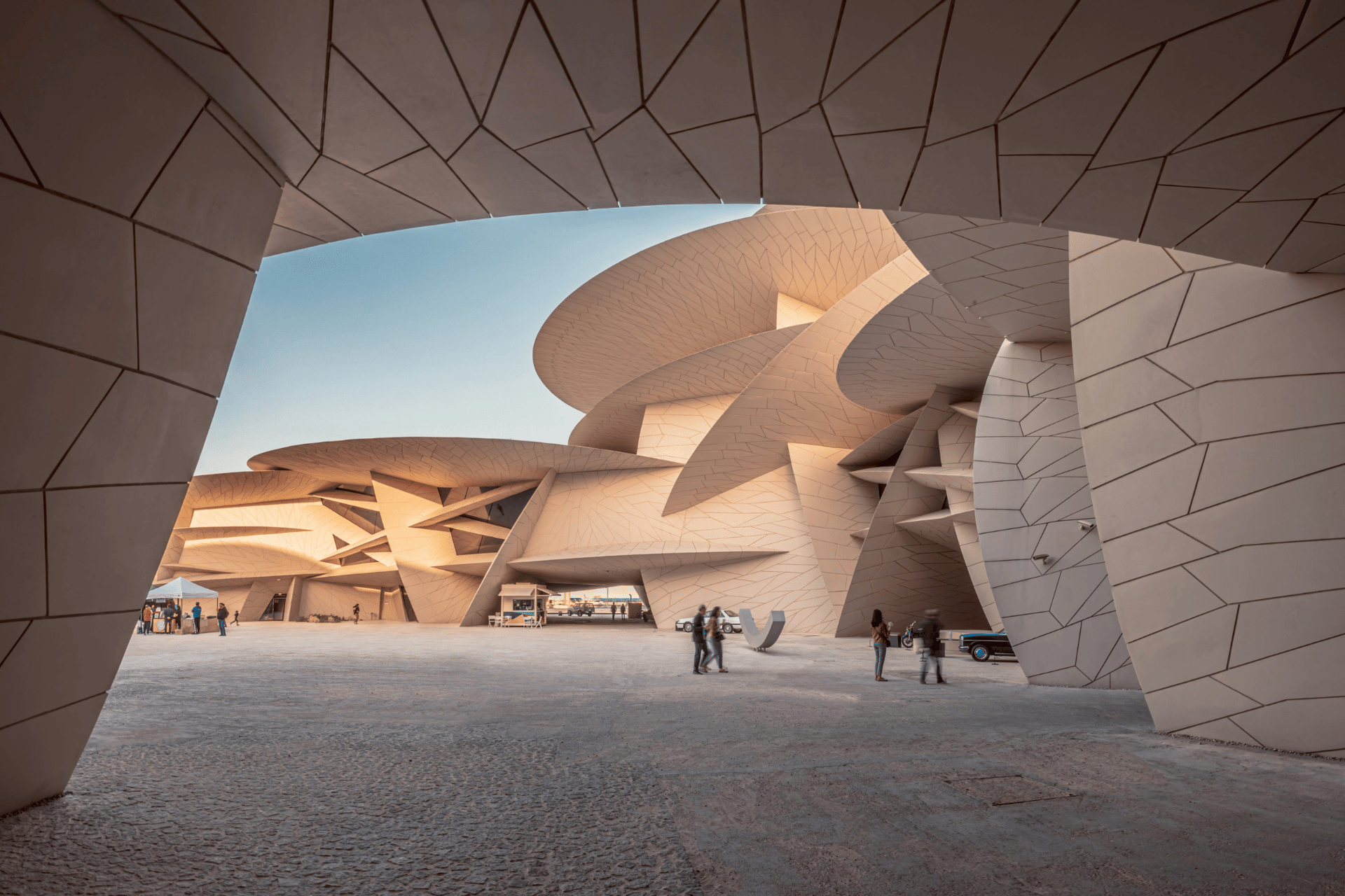 What to Wear in Qatar