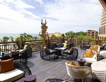 Centara Grand Mirage Pattaya Terrace