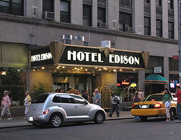 Hotel Edison 02 Exterior 2