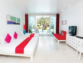 Deluxe Pool Access Room on Serene Wing