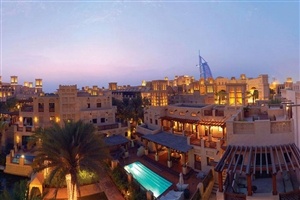 Jumeirah Dar Al Masyaf Madinat Jumeirah by night