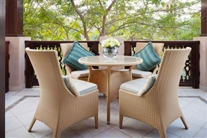 Summer house arabian suite