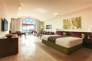 Beachfront Junior Suite