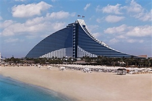 Beachfront at Jumeirah Beach Hotel