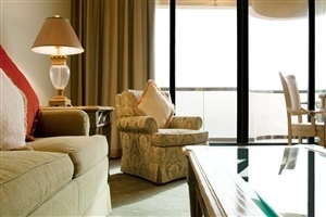 Royal Club Suite living Area