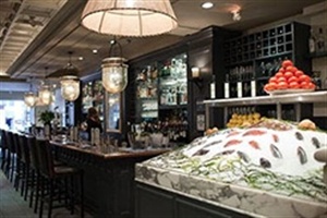Wellington hotel bar