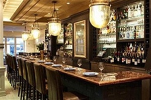 Wellington bar