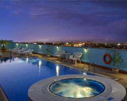 Metropolitan Deira Dubai Pool